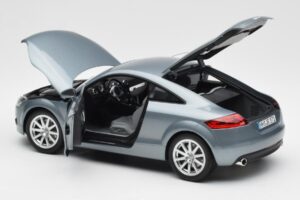 Audi TT 8J Condor Grey Minichamps 1:18 5010500415 Diecast — photo 5 of 8