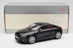 Audi TT 8J Phantom Black Minichamps 1:18 5010500425 Diecast — photo 8 of 8
