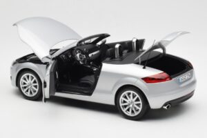 Audi TT 8J Roadster Light Silver Minichamps 1:18 5010500515 Diecast — photo 5 of 8
