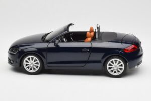 Audi TT 8J Roadster Deep Sea Blue Minichamps 1:18 5010500525 Diecast — photo 4 of 8