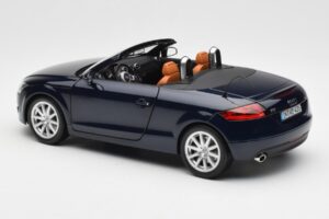 Audi TT 8J Roadster Deep Sea Blue Minichamps 1:18 5010500525 Diecast — photo 7 of 8