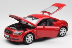 Audi TT 8N Coupe Red Revell 1:18 89909092 Diecast — photo 2 of 8