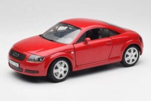 Audi TT 8N Coupe Red Revell 1:18 89909092 Diecast