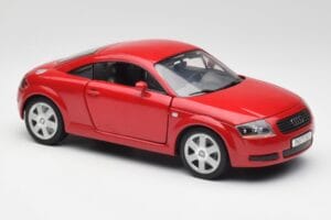 Audi TT 8N Coupe Red Revell 1:18 89909092 Diecast — photo 6 of 8