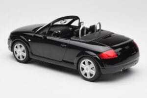 Audi TT 8N Roadster Black Metallic Minichamps 1:18 155017030 Diecast — photo 5 of 6