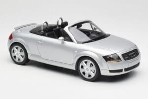 Audi TT 8N Roadster Silver Metallic Minichamps 1:18 155017031 Diecast — photo 4 of 6