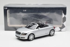 Audi TT 8N Roadster Silver Metallic Minichamps 1:18 155017031 Diecast — photo 6 of 6