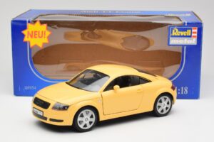 Audi TT 8N Yellow Revell 1:18 08954-M1 Diecast — photo 8 of 8