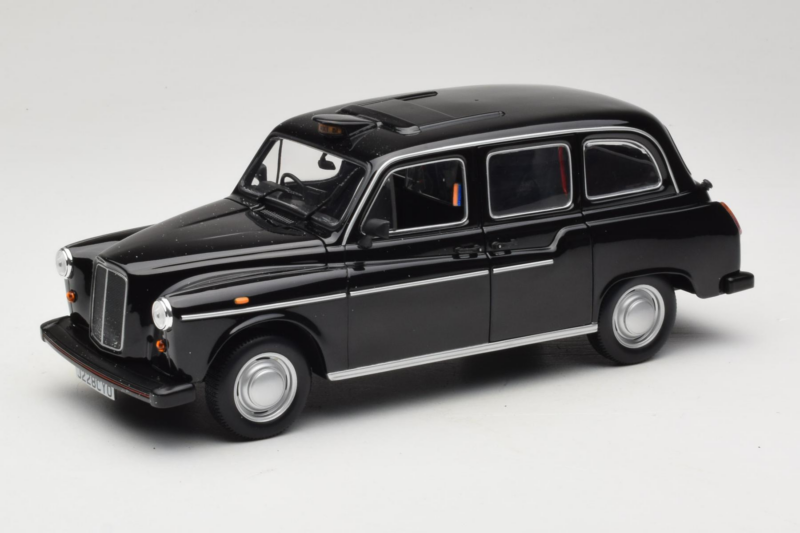 Austin FX4 London Taxi Black Minichamps 1:18 180136000 Diecast