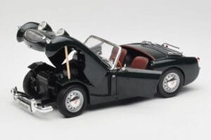Austin-Healey Sprite Leaf Green Revell 1:18 08837 Diecast — photo 2 of 8