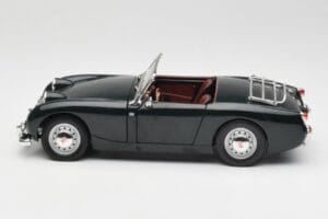 Austin-Healey Sprite Leaf Green Revell 1:18 08837 Diecast — photo 4 of 8