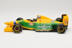 Benetton Ford B193B #5 R. Patrese 3rd Place British GP 1993 Minichamps 1:18 110930906 Diecast — photo 3 of 6