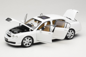 Bentley Continental Flying Spur White Minichamps 1:18 100139461 Diecast — photo 2 of 8