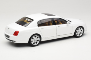 Bentley Continental Flying Spur White Minichamps 1:18 100139461 Diecast — photo 3 of 8