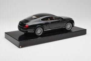 Bentley Continental GT Cumbrian Green Minichamps 1:18 103139623 Diecast — photo 3 of 8