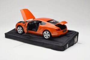 Bentley Continental GT Orange Metallic Minichamps 1:18 100139921 Diecast — photo 5 of 8