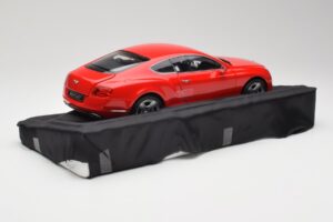 Bentley Continental GT St. James Red Minichamps 1:18 100139922 Diecast — photo 3 of 8