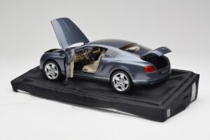 Bentley Continental GT Thunder Grey Minichamps 1:18 BL835 — photo 5 of 8