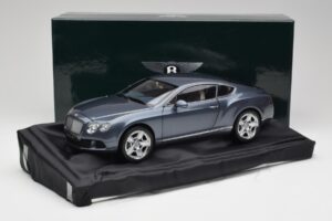 Bentley Continental GT Thunder Grey Minichamps 1:18 BL835 — photo 8 of 8