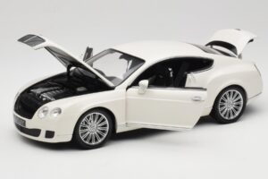 Bentley Continental GT White Minichamps 1:18 100139621 Diecast — photo 2 of 8