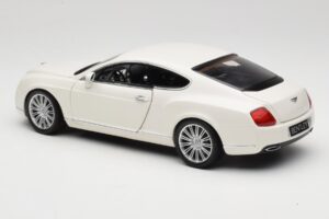 Bentley Continental GT White Minichamps 1:18 100139621 Diecast — photo 7 of 8