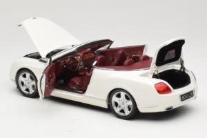 Bentley Continental GTC White Minichamps 1:18 100139032 Diecast — photo 5 of 8