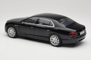 Bentley Flying Spur W12 Onyx Black Kyosho 1:18 08891NX Diecast — photo 7 of 8