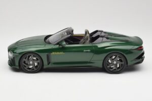 Bentley Mulliner Bacalar Scarab Green TopSpeed 1:18 TS0448 Resin — photo 3 of 6