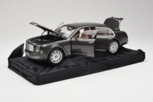Bentley Mulsanne Brodgar Metallic Minichamps 1:18 BL843 Diecast — photo 2 of 8
