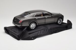 Bentley Mulsanne Brodgar Metallic Minichamps 1:18 BL843 Diecast — photo 3 of 8