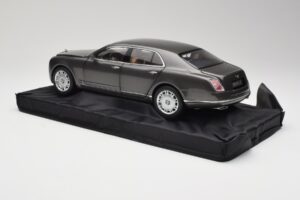 Bentley Mulsanne Brodgar Metallic Minichamps 1:18 BL843 Diecast — photo 7 of 8