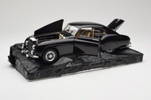 Bentley R-Type Continental Black Metallic Minichamps 1:18 100139420 Diecast — photo 2 of 8