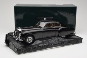 Bentley R-Type Continental Black Metallic Minichamps 1:18 100139420 Diecast — photo 8 of 8