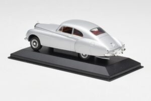 Bentley R-Type Continental Silver Minichamps 1:43 436139421 Diecast — photo 3 of 4