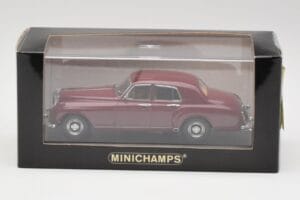 Bentley S1 Continental Flying Spur Burgundy Minichamps 1:43 436139550 Diecast — photo 4 of 4