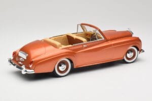 Bentley Type S2 Mulliner Cabriolet Tudor Orange Metallic Solido 1:18 8007 Diecast — photo 3 of 8