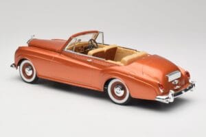 Bentley Type S2 Mulliner Cabriolet Tudor Orange Metallic Solido 1:18 8007 Diecast — photo 7 of 8