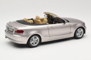 BMW 1 Series E88 Cabriolet Mineral Silver Metallic Kyosho 1:18 80430427020 Diecast — photo 3 of 8