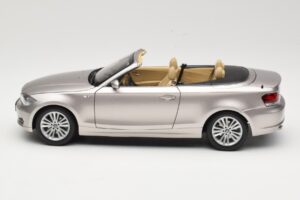 BMW 1 Series E88 Cabriolet Mineral Silver Metallic Kyosho 1:18 80430427020 Diecast — photo 4 of 8