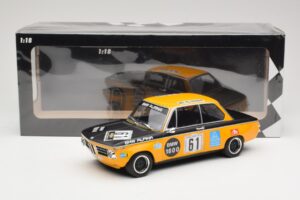 BMW 1600-2 BMW Alpina #61 R. Herzog / N. Lauda DNF 6 Hours Nurburgring 1970 Minichamps 1:18 155702661 Diecast — photo 6 of 6