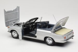 BMW 1600 Cabriolet Silver Minichamps 1:18 80430145819 Diecast — photo 5 of 8