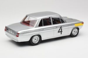 BMW 1800 TiSA #4 J. Ickx / J. van Ophem 24 Hours of Spa 1965 Winners Minichamps 1:18 107652504 Resin — photo 2 of 6