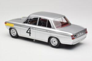 BMW 1800 TiSA #4 J. Ickx / J. van Ophem 24 Hours of Spa 1965 Winners Minichamps 1:18 107652504 Resin — photo 5 of 6