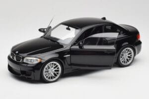 BMW 1M Coupe E82 Black Metallic Minichamps 1:18 110020021 Diecast — photo 2 of 8