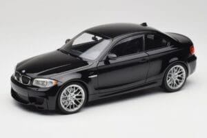 BMW 1M Coupe E82 Black Metallic Minichamps 1:18 110020021 Diecast