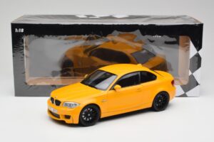 BMW 1M Coupe E82 Yellow Minichamps 1:18 110020026 Diecast — photo 8 of 8