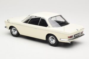 BMW 2000 CS Coupe Cream KK-Scale 1:18 KKDC180121 Diecast — photo 5 of 6