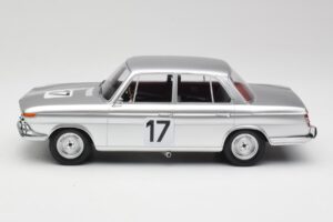 BMW 2000 Ti #17 J. Ickx / H. Hahne 24 Hours of Spa 1966 Winners Minichamps 1:18 107662517 Resin — photo 3 of 6