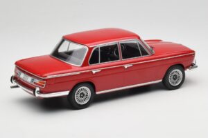 BMW 2000 121 Red MCG 1:18 MCG18543 Diecast — photo 2 of 6