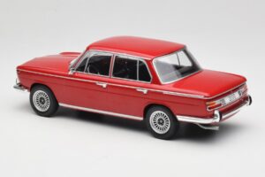 BMW 2000 121 Red MCG 1:18 MCG18543 Diecast — photo 5 of 6